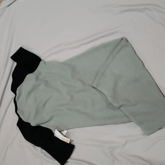 NWT Lularoe Julia Raglan XS - Picture 6 of 9